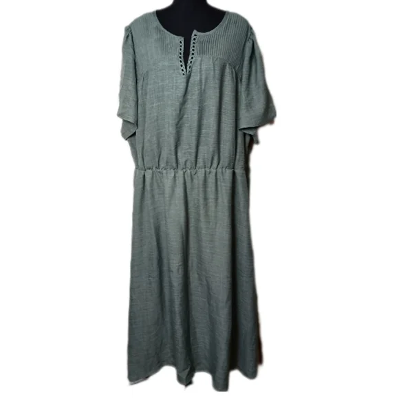 BloomChic Size 26 Sage Green Midi Dress Pintuck V-Neck Plus Size Spring - Picture 4 of 7